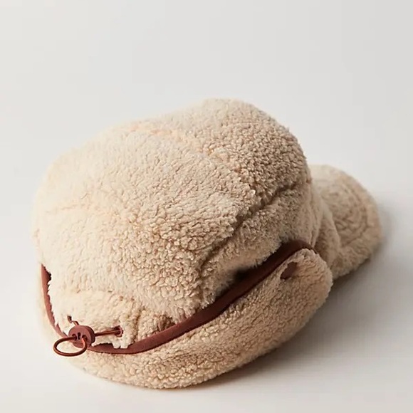 Free People Windchill Trapper hat❤️ NWOT - Picture 4 of 6